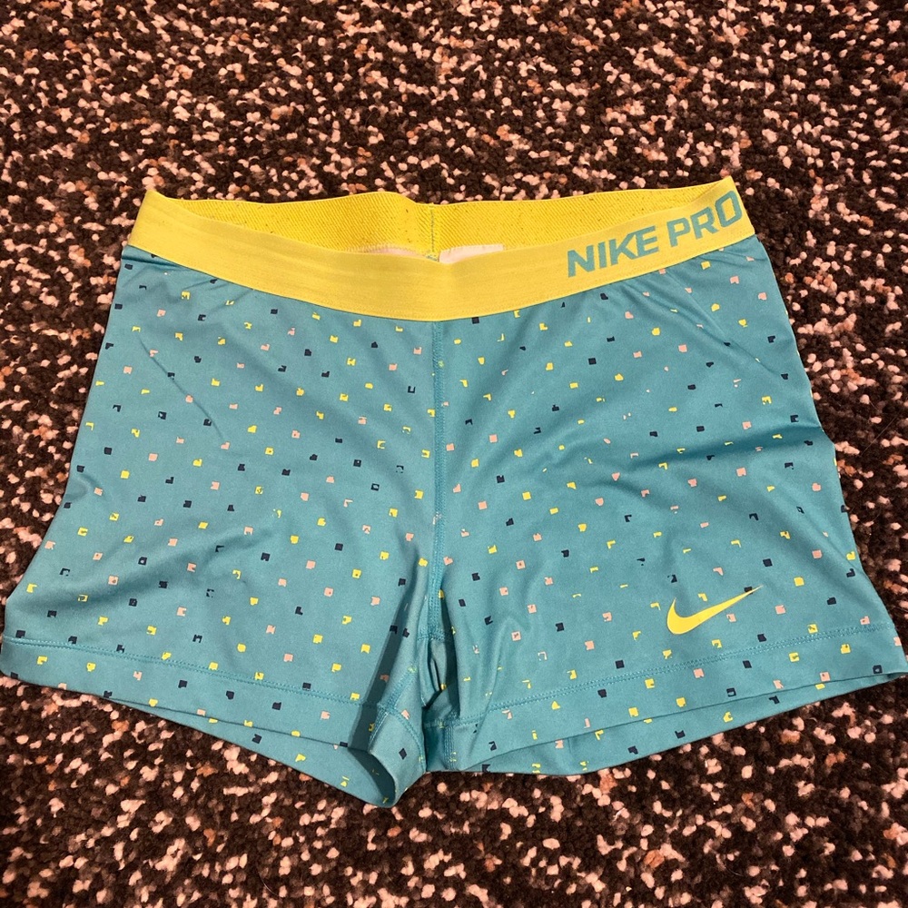 Nike Pro - XL